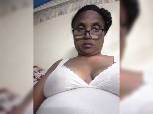 hotmomsexy online show from July 28, 6:03 pm