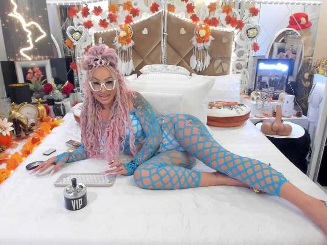 hotred69xxx online show from September 6, 1:17 pm