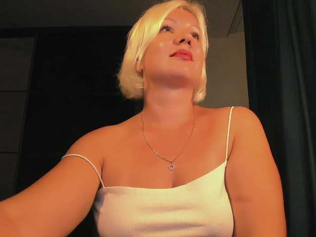Angelame online show from August 9, 6:53 pm
