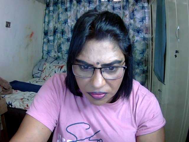 indiandelight001 online show from August 12, 1:02 pm