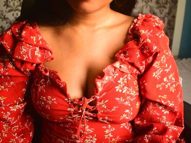 indianpriya online show from June 2, 8:06 am