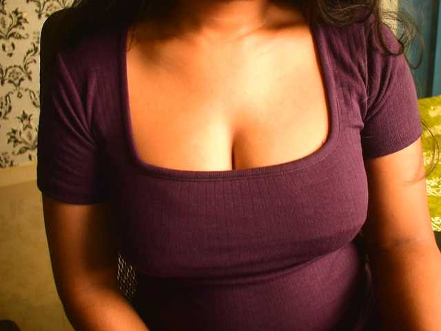 indianpriya online show from June 24, 4:47 am
