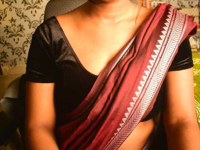 indianpriya online show from June 25, 3:20 am