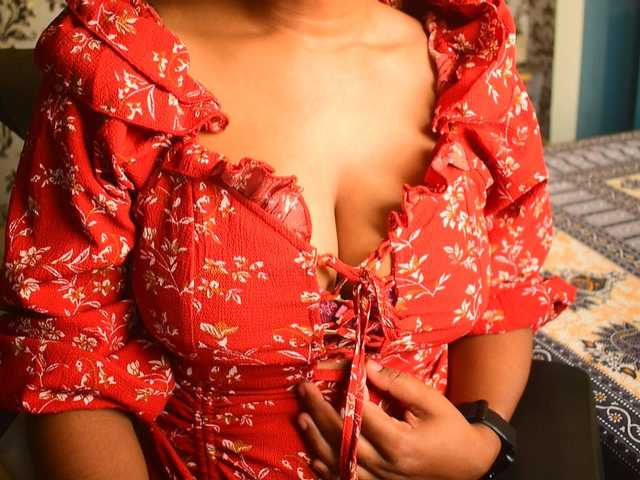 indianpriya online show from June 27, 5:55 am