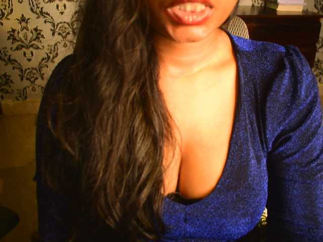 indianpriya online show from July 3, 5:53 am