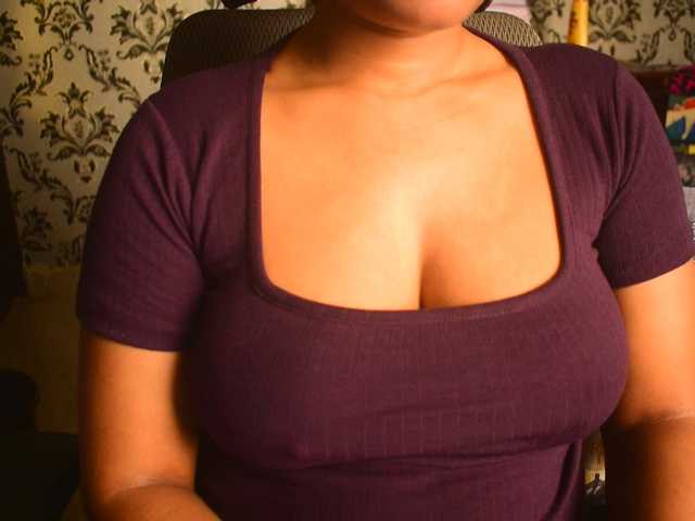 indianpriya online show from August 16, 5:33 am
