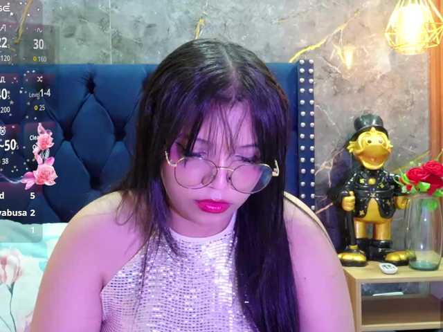 innocenthazel online show from August 15, 7:56 am