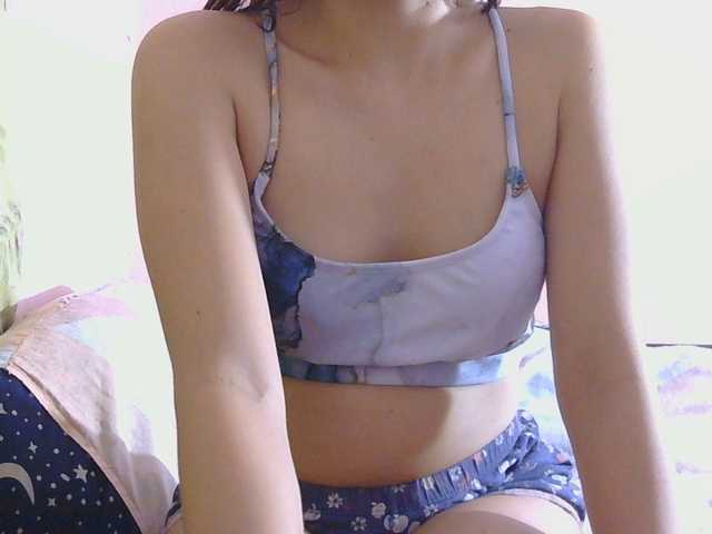 innocentzara online show from August 12, 6:49 am