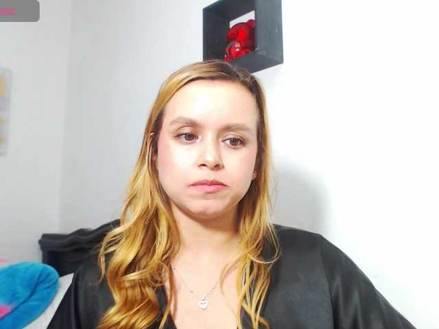 isabella-77 online show from June 19, 10:54 pm