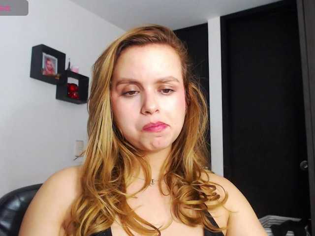 isabella-77 online show from July 1, 11:16 pm