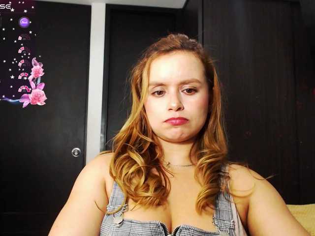 isabella-77 online show from July 22, 12:13 am