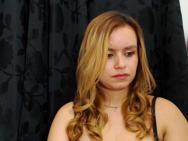 isabella-77 online show from August 1, 12:27 am