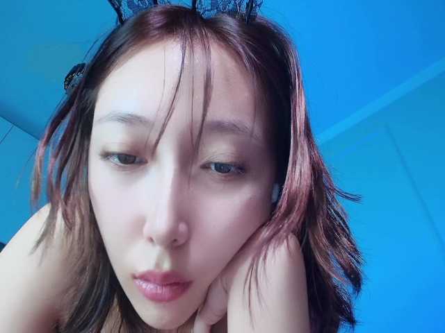 jaslee online show from August 8, 3:23 pm