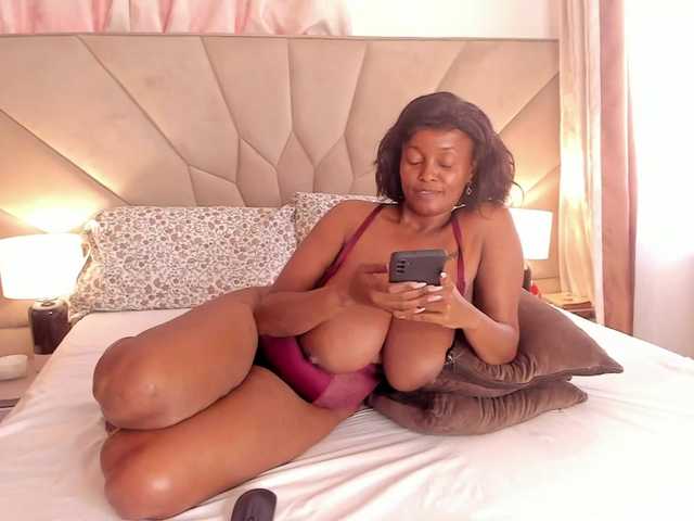 jasmine  online show from August 10, 1:12 pm