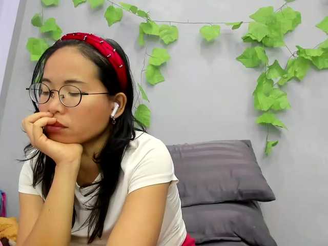 jennyloveley online show from August 15, 7:01 am