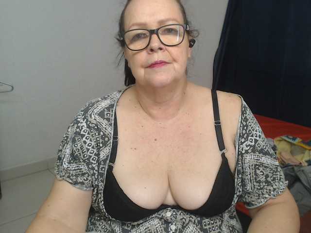karime99 online show from July 28, 2:06 am