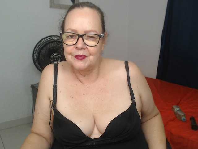karime99 online show from August 13, 5:10 am