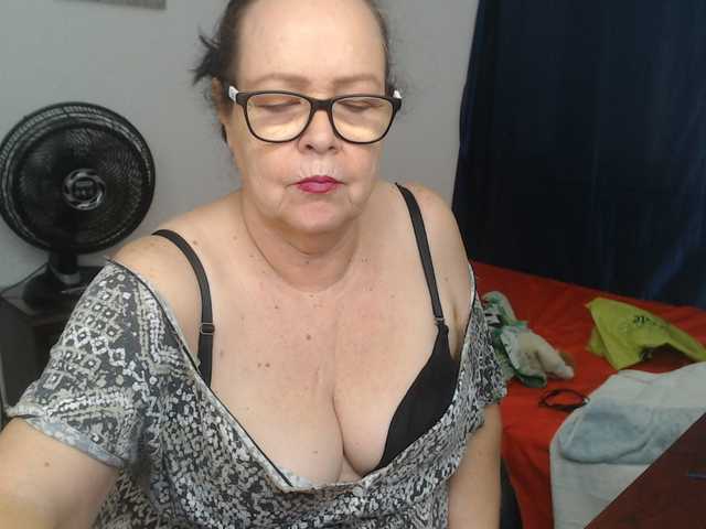 karime99 online show from August 13, 11:41 pm