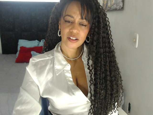 karlie-hot online show from August 2, 11:00 pm