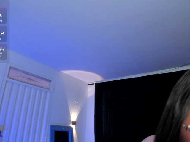 karolina-evans online show from July 31, 4:34 pm