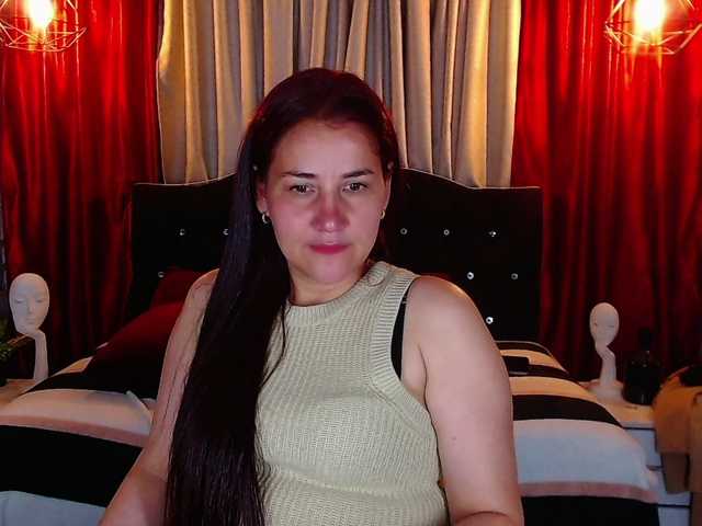 kathekitten online show from September 4, 9:30 pm