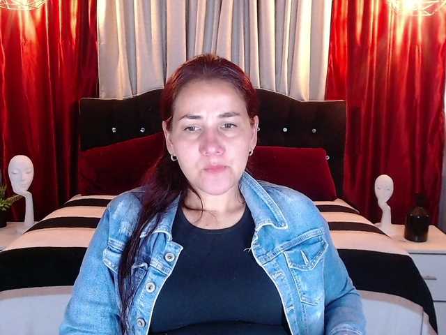 kathekitten online show from September 10, 7:35 pm