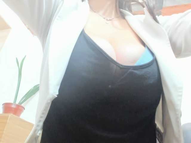 katherine-blair online show from September 3, 2:20 pm