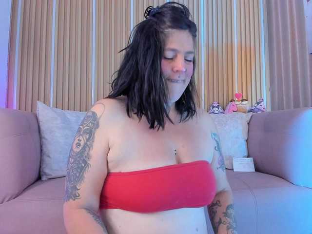 katrinadirtyx online show from August 5, 2:15 pm