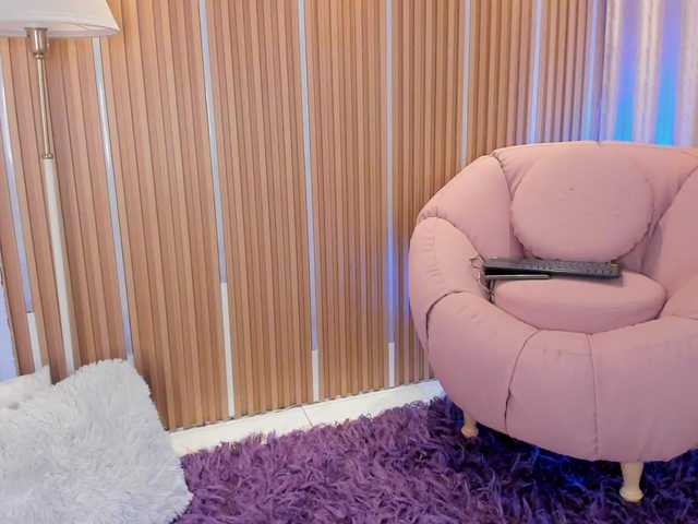 katrinadirtyx online show from August 14, 12:53 pm