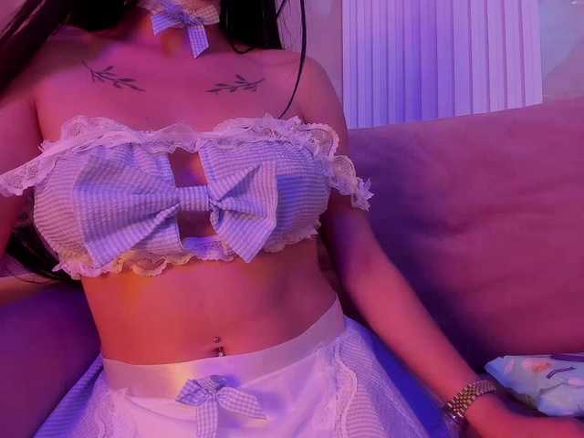 kattyqueenn online show from July 24, 6:44 pm