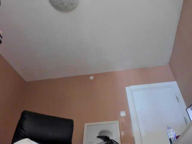 kaylalaine1 online show from July 13, 12:01 pm