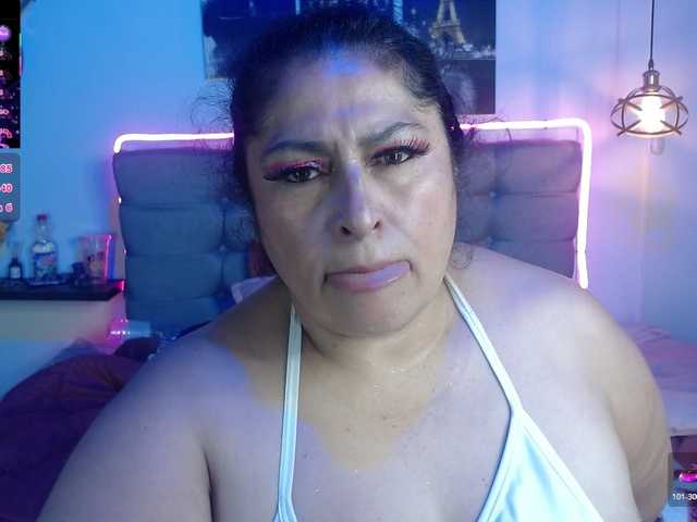 keyla01 online show from August 6, 9:14 pm