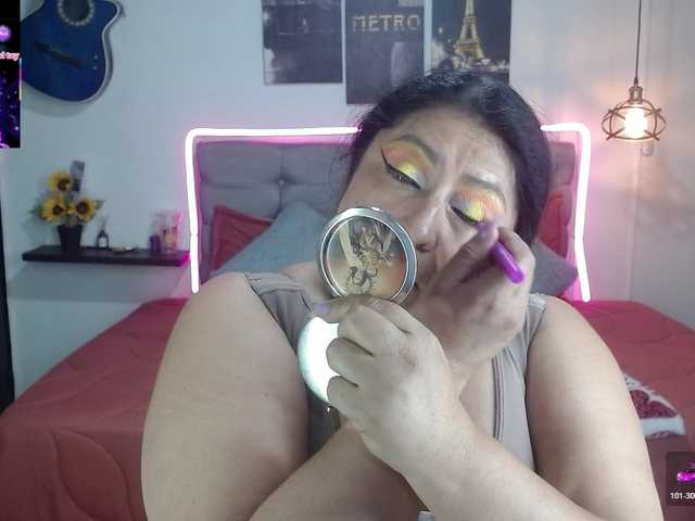 keyla01 online show from August 10, 3:35 pm