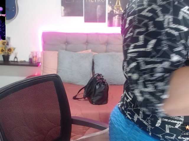 keyla01 online show from August 11, 5:15 pm