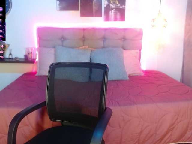 keyla01 online show from August 11, 11:51 pm