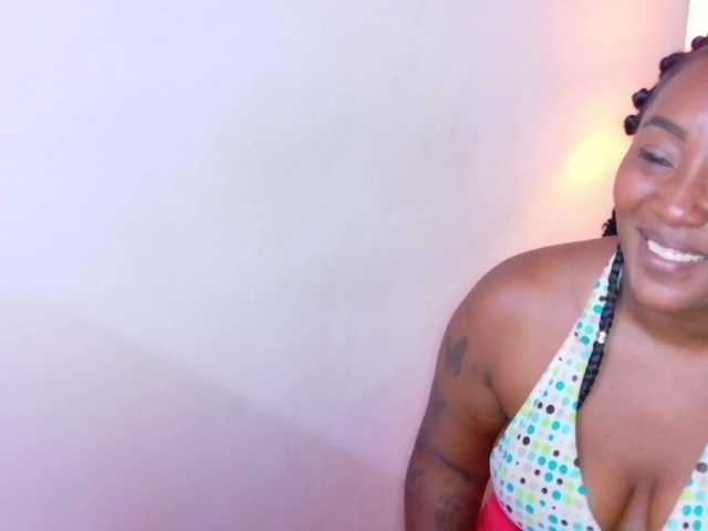 kiara-evanss online show from August 6, 12:53 am