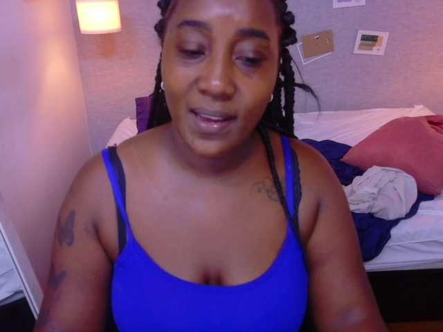 kiara-evanss online show from August 7, 8:09 pm