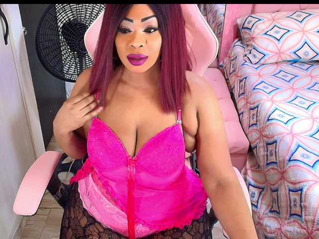 kimberlybellu online show from August 14, 4:05 am