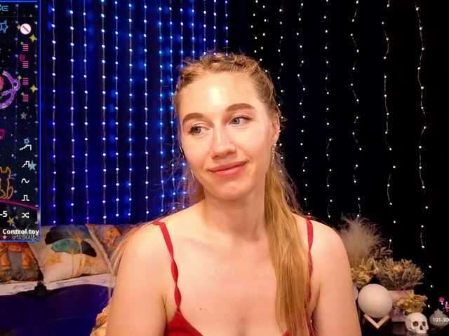 kiskaWEDNESDAY online show from August 9, 1:28 am