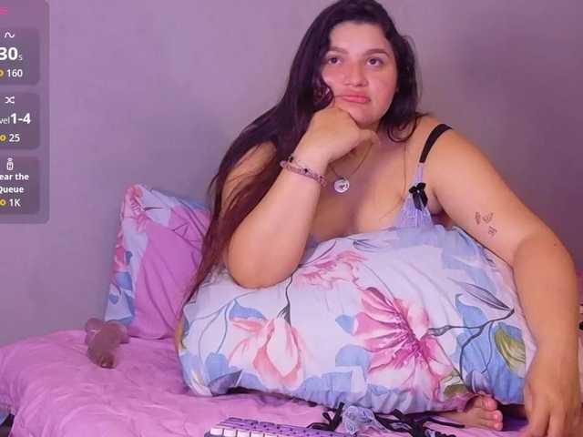 kitty4daddy online show from August 9, 6:42 pm