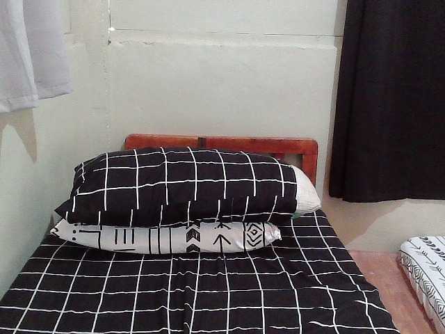 kittycutee online show from July 23, 7:44 am
