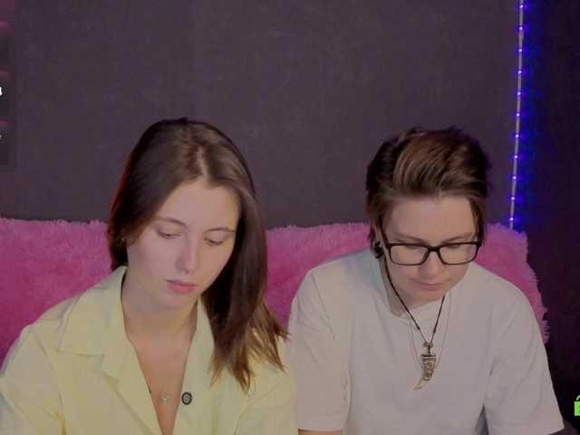 sweet twix online show from August 10, 7:37 pm