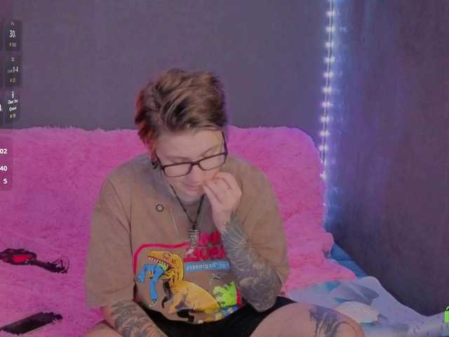 sweet twix online show from August 14, 7:39 pm