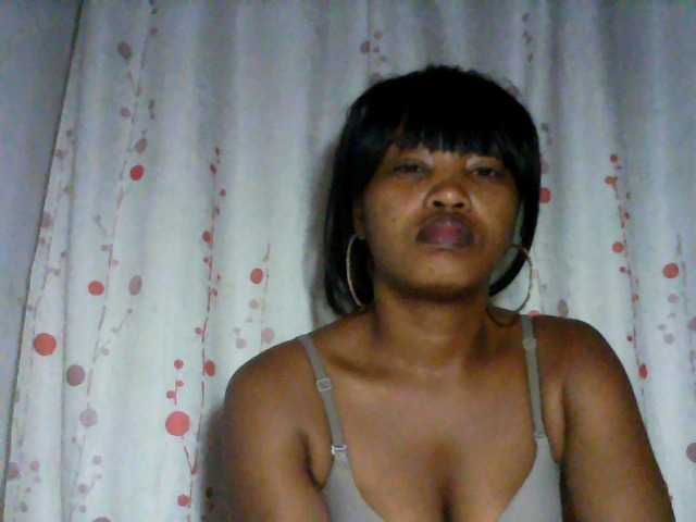 kylie11 online show from August 15, 3:54 am