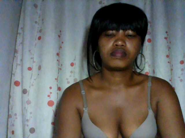 kylie11 online show from August 15, 12:53 pm