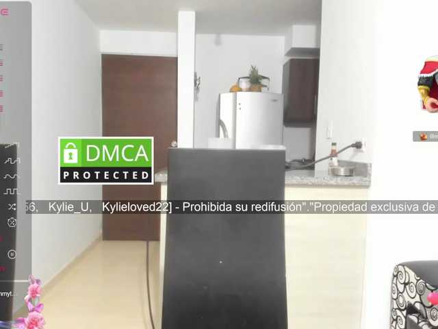 kylieloved22 online show from August 10, 1:29 am