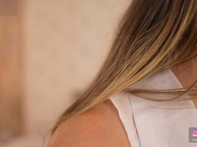 laurencarter1 online show from August 15, 11:09 pm