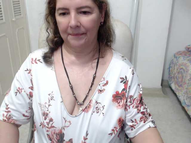 leonela-68 online show from August 10, 2:46 am