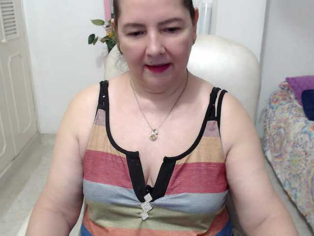 leonela-68 online show from August 14, 11:30 pm