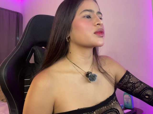 lexiiegray2 online show from August 6, 4:50 pm